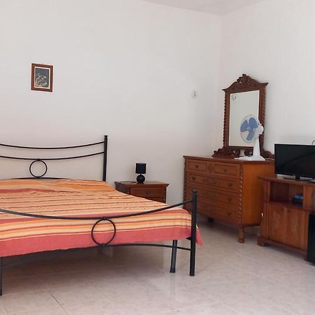 B&B Il Cortile Del Sole オルメード エクステリア 写真